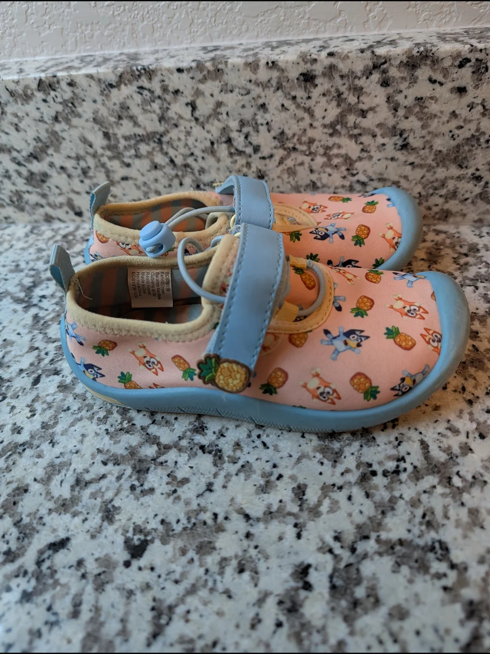 Girls' Pink Pineapple Print Water Shoes with Light Blue Trim